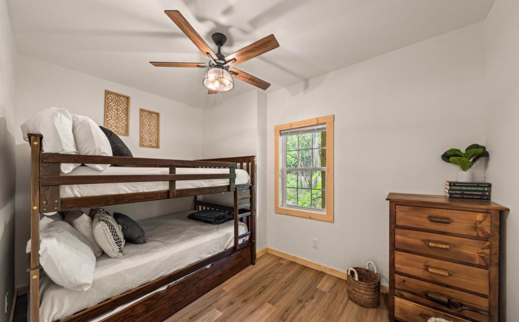 Luxe Retreat - June Sale! - Easy Drive - Xl Swim Spa - Award Winning! Sevierville Exteriér fotografie
